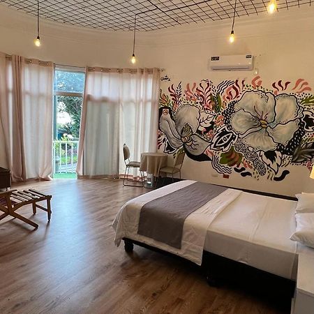 Hotel Perla Central Гуаякуил Екстериор снимка