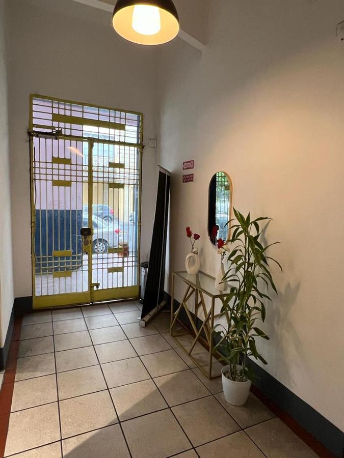 Hotel Perla Central Гуаякуил Екстериор снимка