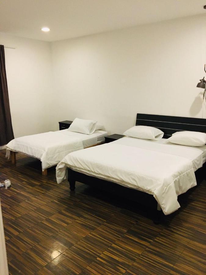 Hotel Perla Central Гуаякуил Екстериор снимка