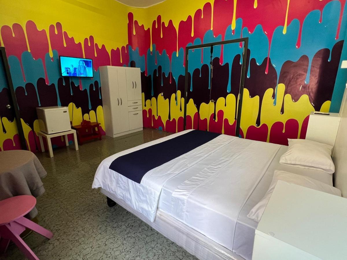 Hotel Perla Central Гуаякуил Екстериор снимка